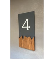Wooden Serisi Dikey Kapı Numarası
