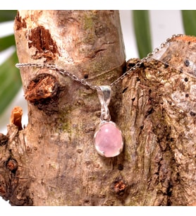 Berceste Model Pembe Kuvars Taşı Gümüş Kolye - Küçük Boy