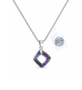 925 Ayar Swarovski Taşlı Kare 14mm Crystal Vitrail Light Kadın Gümüş Kolye