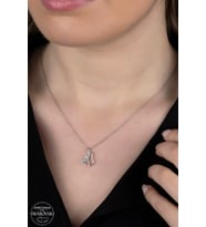 SWAROVSKİ CRYSTAL MELEK  925 AYAR GÜMÜŞ KOLYE