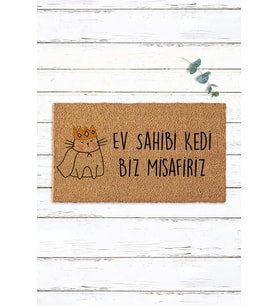 Ev Sahibi Kedi Biz Misafiriz Komik Kedili Kapı Önü Paspası (Standart)