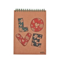 Love Yazılı Spiralli Kraft Kapaklı Çizgili Defter (Karışık)