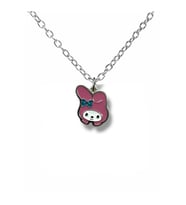 Anime Melody & Kuromi Pembe Figürlü Unisex Kolye – 60 cm Zamak Kaplama Sevimli Karakter Takısı (Gümüş)