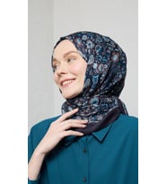 80 x 180 -Pamuk Nubuk Şal -04915 (Siyah - Mavi - Kırmızı)