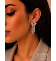 İpekish Gold Kelebek Figürlü Zirkon Taşlı Sallantılı Kadın Küpe Işıltılı Çelik Küpe Özel Gün & Davet Küpesi