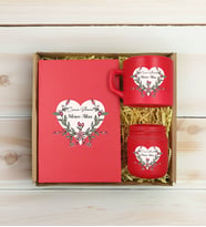 BK Gift Kişiye Özel İsimli DTF Anne Temalı Kırmızı Defter & Kahve Fincanı & Mum Hediye Seti-5, Anneye Hediye, Anneler Günü Hediyesi