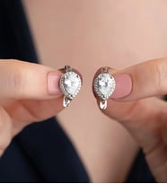 925 Ayar Gümüş Damla Taşlı Klipsli Kadın Küpe