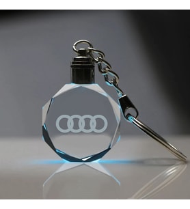 Audi Logolu 2D Patlatma Kristal Led Işıklı Anahtarlık, Araba Anahtarlığı