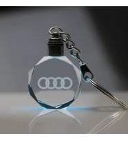 Audi Logolu 2D Patlatma Kristal Led Işıklı Anahtarlık, Araba Anahtarlığı