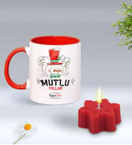 Yılbaşı Hediyesi BK Gift Kişiye Özel Yeni Yıl Tasarımlı Kırmızı Kupa Bardak ve Kırmızı Kar Tanesi Kokulu Mum Hediye Seti-5, Sevgiliye, Arkadaşa Hediye