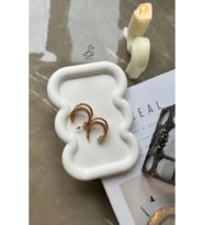 Dalgalı Bubble Taş Tozu Dekoratif Takı Tabak (Beyaz)