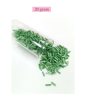 Uzun Boru Kesme Boncuk Çap 2mm Uzunluk 10 mm - 20 Gram - Yeşil Beyaz - BNC247