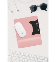 Pembe Kedi Çizimli Bilek Destekli Dikdörtgen Mouse Pad Mouse Altlığı.