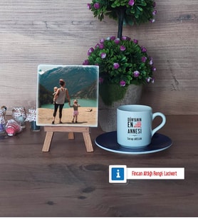 Anneler Günü Hediyesi Fotoğraflı Dekoratif Taş, Ahşap Altlıklı Türk Kahvesi Fincanı Hediye (Model 4)