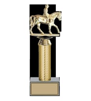 ODAK KUPA - Figürlü Kupalar - At / Binici Figürlü Kupalar FG-007 A - 29 cm