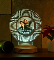 Spotify Kodlu Kendi Fotoğrafın ve Tüm Şarkı Sözü ile Led Lamba  Şarkı Metinli ve İsimli Kişiye Özel Lamba  Qr Kodu Fotoğraf Lambası  Kişiselleştirilmiş Hediye