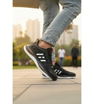 Enoch Erkek Siyah Beyaz Çizgili Sportif Yürüyüş Ayakkabısı - Ortopedik Destekli Sneaker