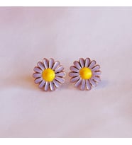 Mor Mineli Papatya Model Rose Gold Kaplama Gümüş Küpe