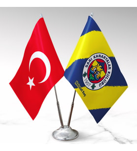 Sarı Kanaryalar taraftarları İkili masa bayrağı, kişiye özel isim baskılı