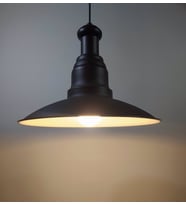 RİOLİGHT RETRO SİYAH ASKILI TEKLİ METAL SARKIT AVİZE ŞAPKA ÇAPI: 30CM