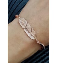 Tüy Figürlü Gümüş üzerine rose altın kaplama bileklik