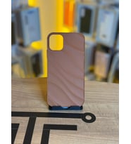 iPhone 11 Uyumlu Kaymaz Tırtıklı Dokulu Mat Kılıf (Kahverengi)