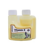 Royal İlaç Vitamin E Selenyum 125 Ml. Kafes Kuşları ve Tüm Kanatlılar İçin Yumurta Verim Arttırıcı
