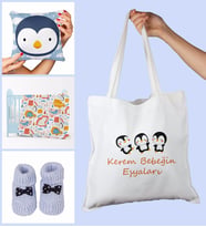 eJOYA Bebeklere Özel Çantasında Kişiye Özel Battaniye Yastık Ve Patik Bebek Hediye Seti 109841 (Mavi)