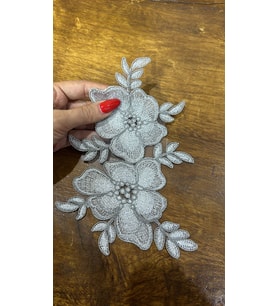 21X14 CM GÜMÜŞ RENK NAKIŞ İŞLEME ÇİÇEKLİ APLİKE