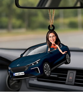 BK Gift Kişiye Özel Kadın Gemlik Renk Togg Karikatürlü Ahşap Plakalı Araba Dikiz Ayna Süsü-1 , Arkadaşa Hediye, Sevgiliye Hediye, Araba Hediyesi