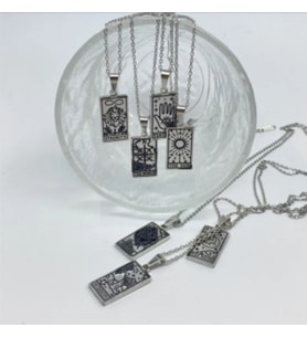 VOG TAROT KARTI KOLYE-GÜÇ,DÜNYA,AŞK,YILDIZ DESENLİ BEYAZ RENK 925 AYAR GÜMÜŞ SARI,ROZE SEÇENEĞİ