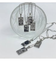 VOG TAROT KARTI KOLYE-GÜÇ,DÜNYA,AŞK,YILDIZ DESENLİ BEYAZ RENK 925 AYAR GÜMÜŞ SARI,ROZE SEÇENEĞİ