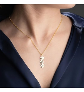Vaoov 925 Ayar Gümüş İsimli Üçlü Pati Kolye Kolye (Gold)