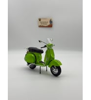 Yeşil Vespa PX125 1:10 Ölçek Diecast Model Scooter Işıklı Sesli