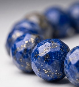 Doğal Lapis Lazuli Taşı Bileklik – Lacivert Doğal Taş, Altın Pirit Damarli, 8mm, Faset Kesim, Kadın ve Erkek, MMİF