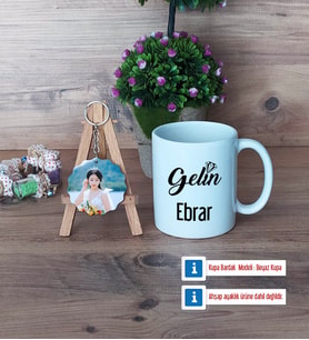 Gelin Kupa Bardak Beyaz ve Fotoğraflı Ahşap Anahtarlık Hediye (Model 1)
