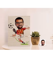 BK Gift Kişiye Özel Sarı Kırmızı Futbolcu Karikatürlü Otantik Masaüstü Ahşap Palet Çerçeve-1 (Beyaz)
