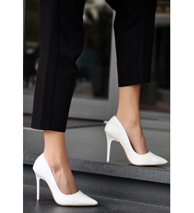 Hillar Beyaz Cilt Stiletto Ayakkabı