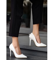 Hillar Beyaz Cilt Stiletto Ayakkabı