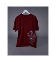 Azrail Baskılı Unisex Oversize Tişört – Ölüm Çiçeği Tasarımı (Bordo)