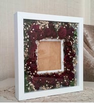 25x25 cm Verda Anı Çerçevesi- Derinlik 6 Cm- Beyaz Ahşap Çerçeve- Çiçek Tasarımı İçin Hediye Çerçeve-Fotoğrafınızı Gönderin Biz Çıkartalım!