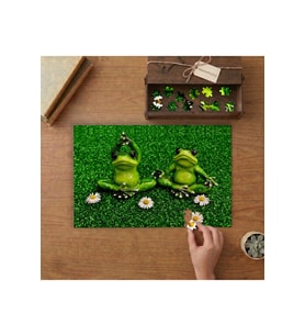 Yoğa Yapan Kurbağalar Tasarımı 240 parça Ahşap Puzzle Ahşap Kutuda MP09212