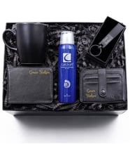 Kişiye Özel Cüzdan & Erkek Deodorant & Kartlık & Siyah Anahtarlık & Siyah Kupa Hediye Seti