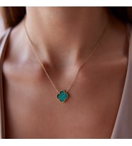 Van Cleef Model Yeşil Renk Paslanmaz Çelik Üzeri Altın Kaplama Kolye
