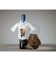 BK Gift Kişiye Özel Sevgililer Karikatürlü Mini Beyaz İçki Şişesi Tişörtü , Ev Bar Dekoru, Viski, Şarap, Votka, Rakı Şişesi Tişörtü, Ev Barı-36