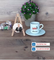Hakim Türk Kahvesi Fincanı Ahşap Altlıklı ve Fotoğraflı Ahşap Anahtarlık Hediye (Model 2)