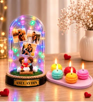 Kişiye Özel Yazılı 3 Fotoğraflı Renkli LED Işıklı Fanus (kalp tutan) ve 5'li Kokulu Makaron Mum Seti