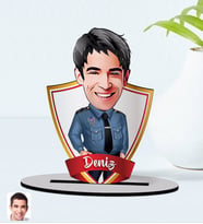 BK Gift Kişiye Özel İsimli Erkek Polis Karikatürlü Ahşap Biblo Model-3