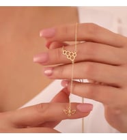 Kişiye Özel 925 Ayar Gümüş Tasarım Sallantılı Bal Peteği Arı Model Kolye (Gold)