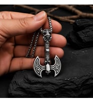 Paslanmaz Çelik Gotik Tarz Kurukafa Balta Kolye